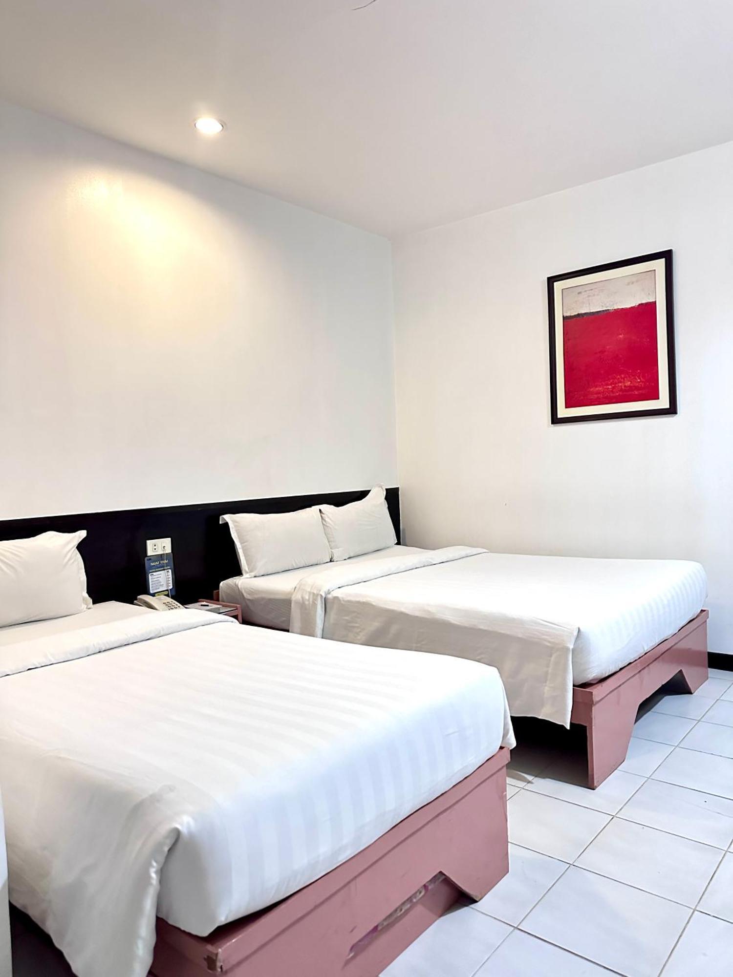 Hotel Pier Cuatro Cebu Kültér fotó