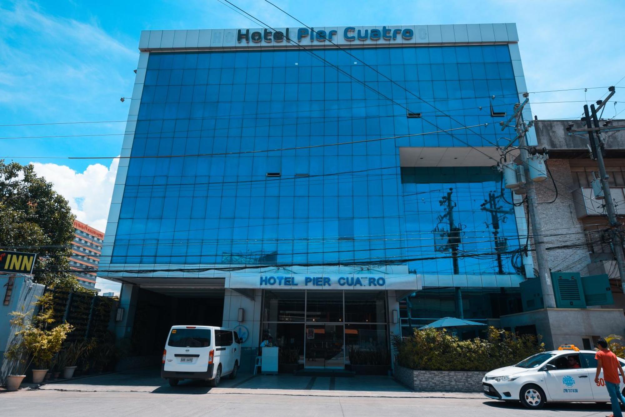 Hotel Pier Cuatro Cebu Kültér fotó